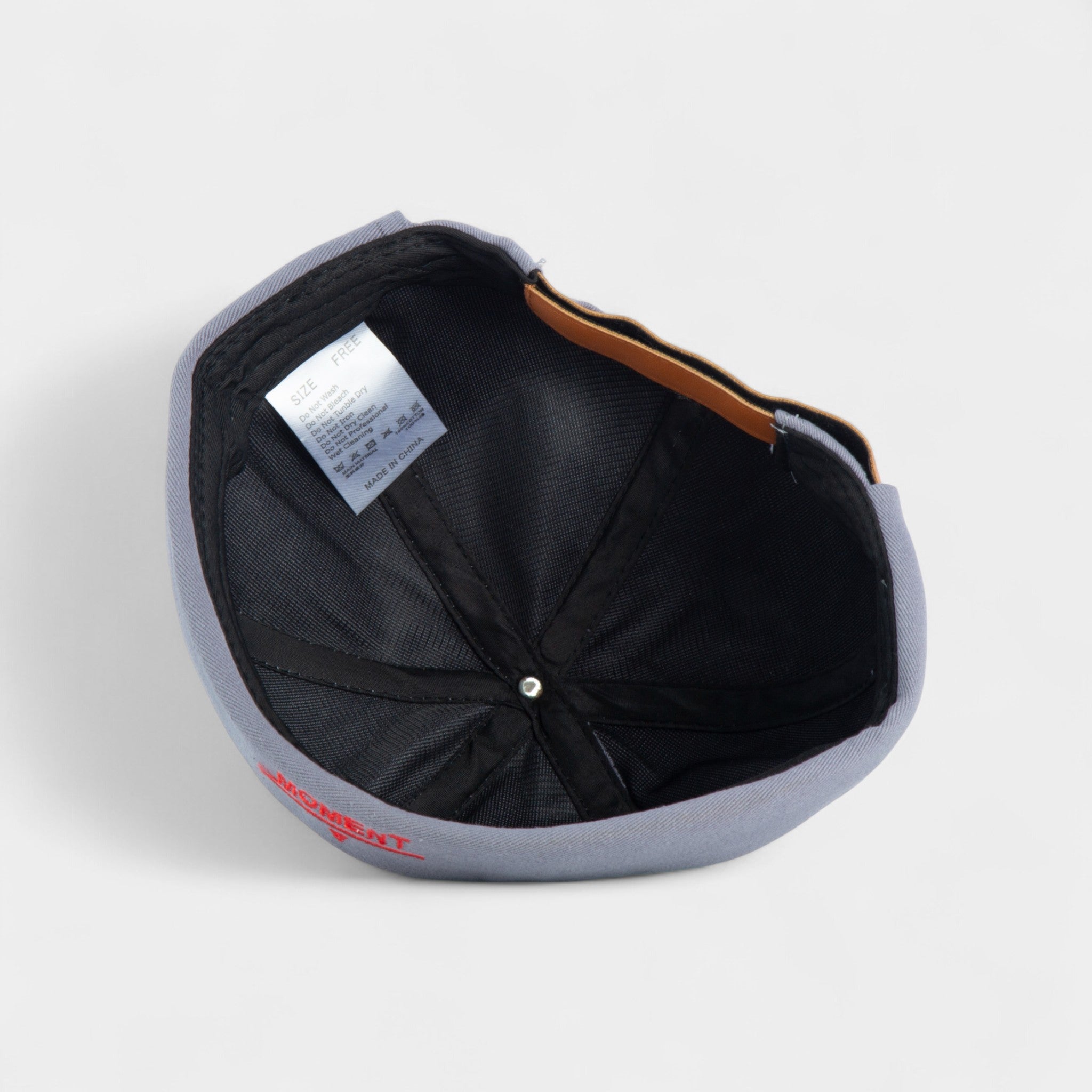 A  MOMENT DOCKER HAT