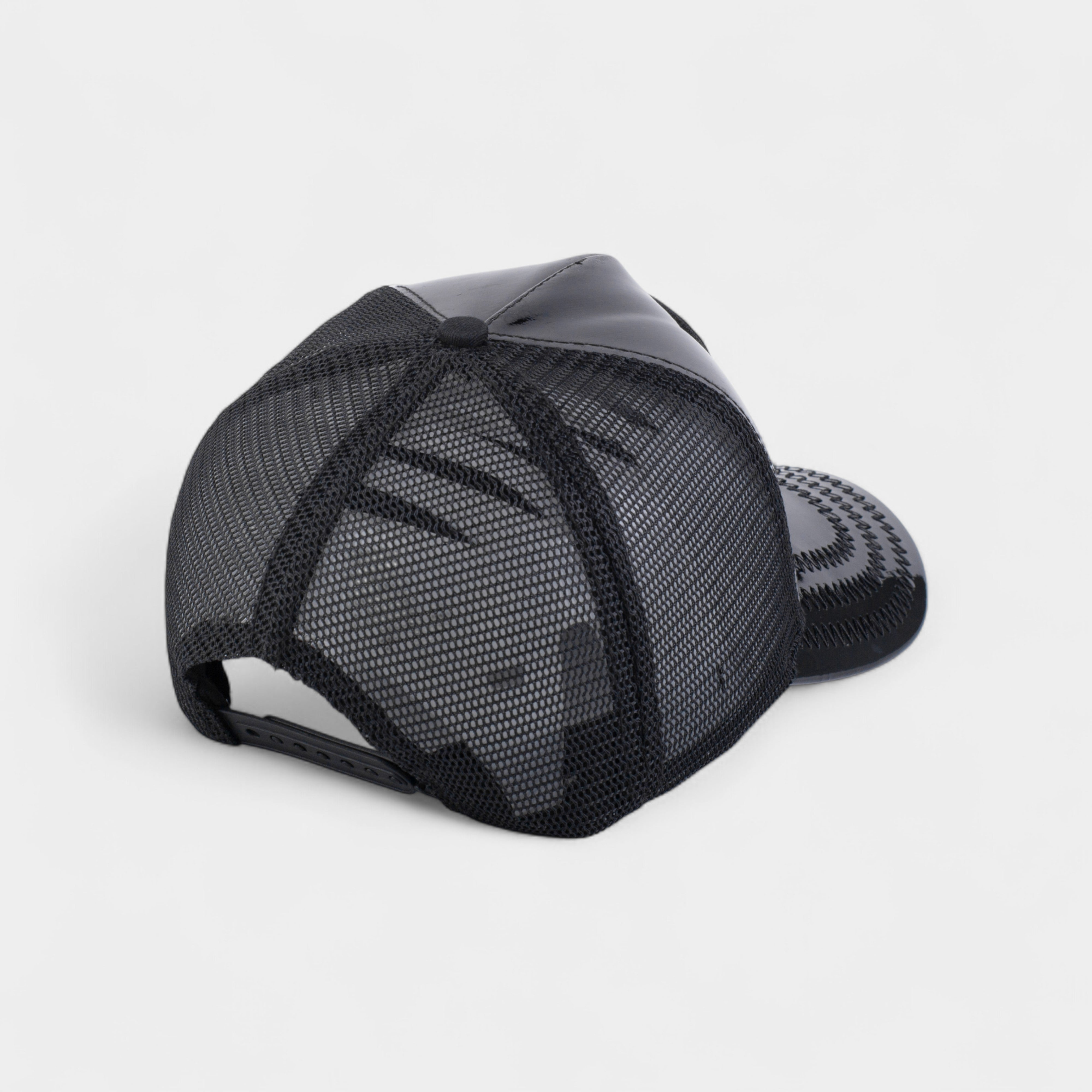 LONE WOLF TRUCKER HAT