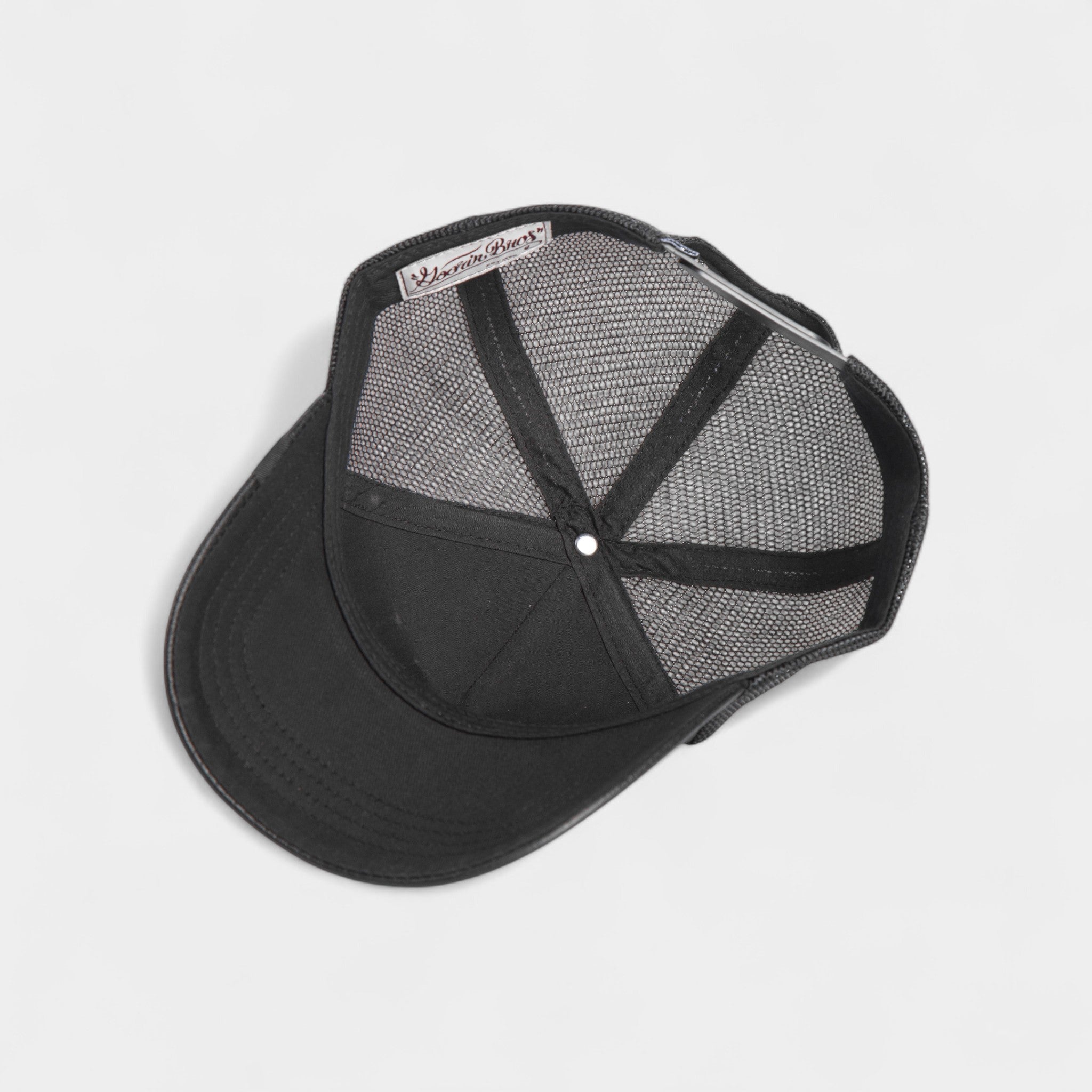 LEGEND TRUCKER HAT