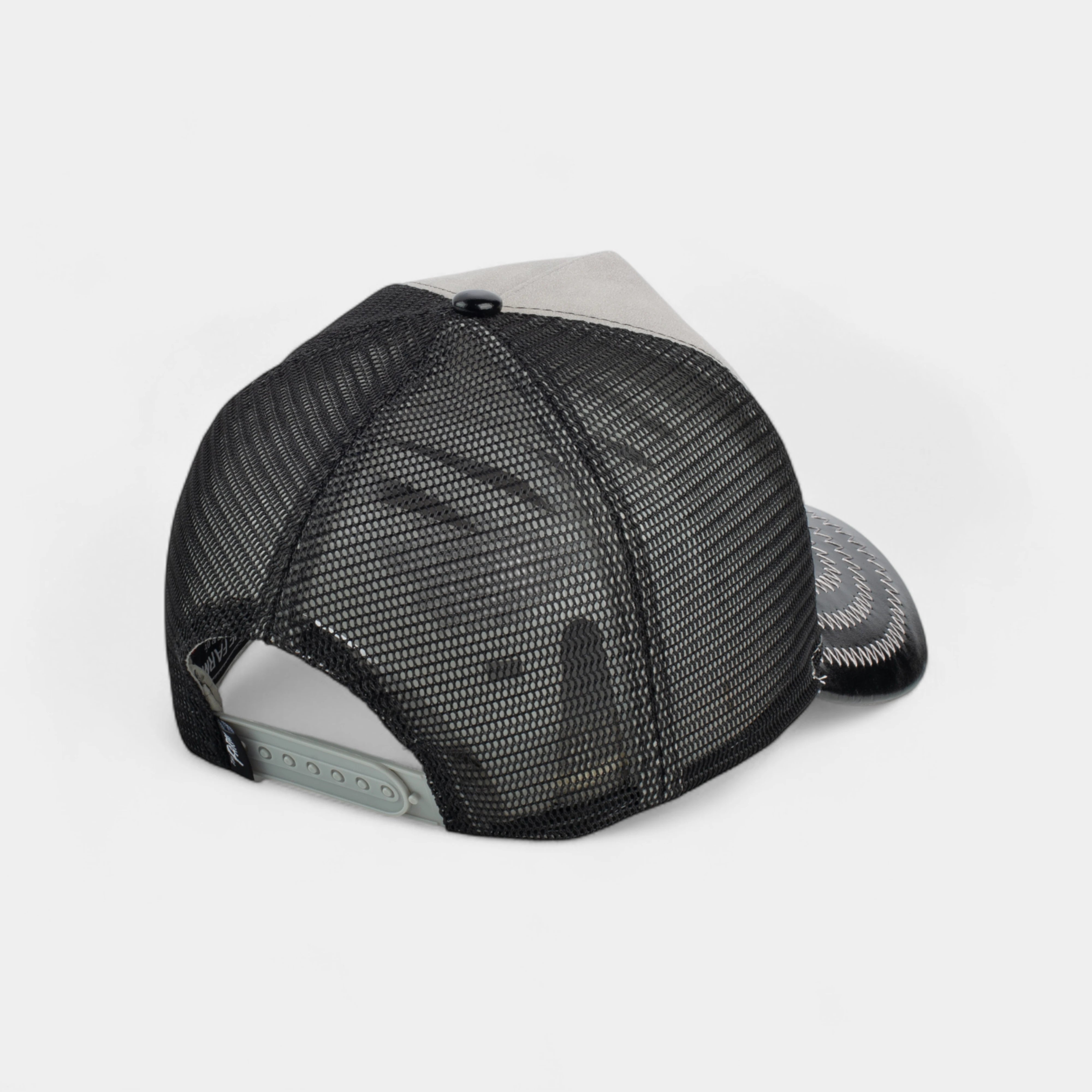 PEEK TRUCKER HAT
