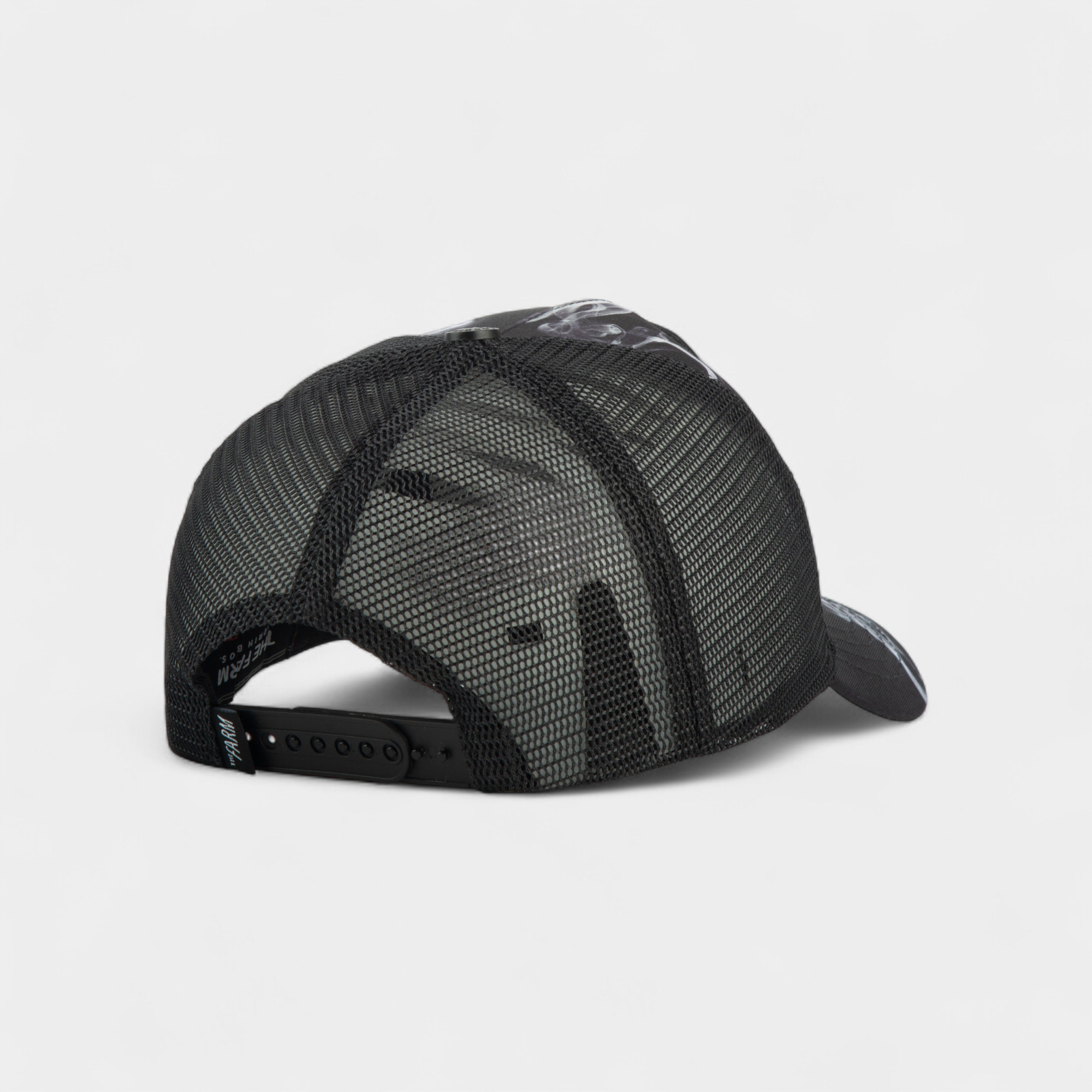 WOLF  TRUCKER HAT