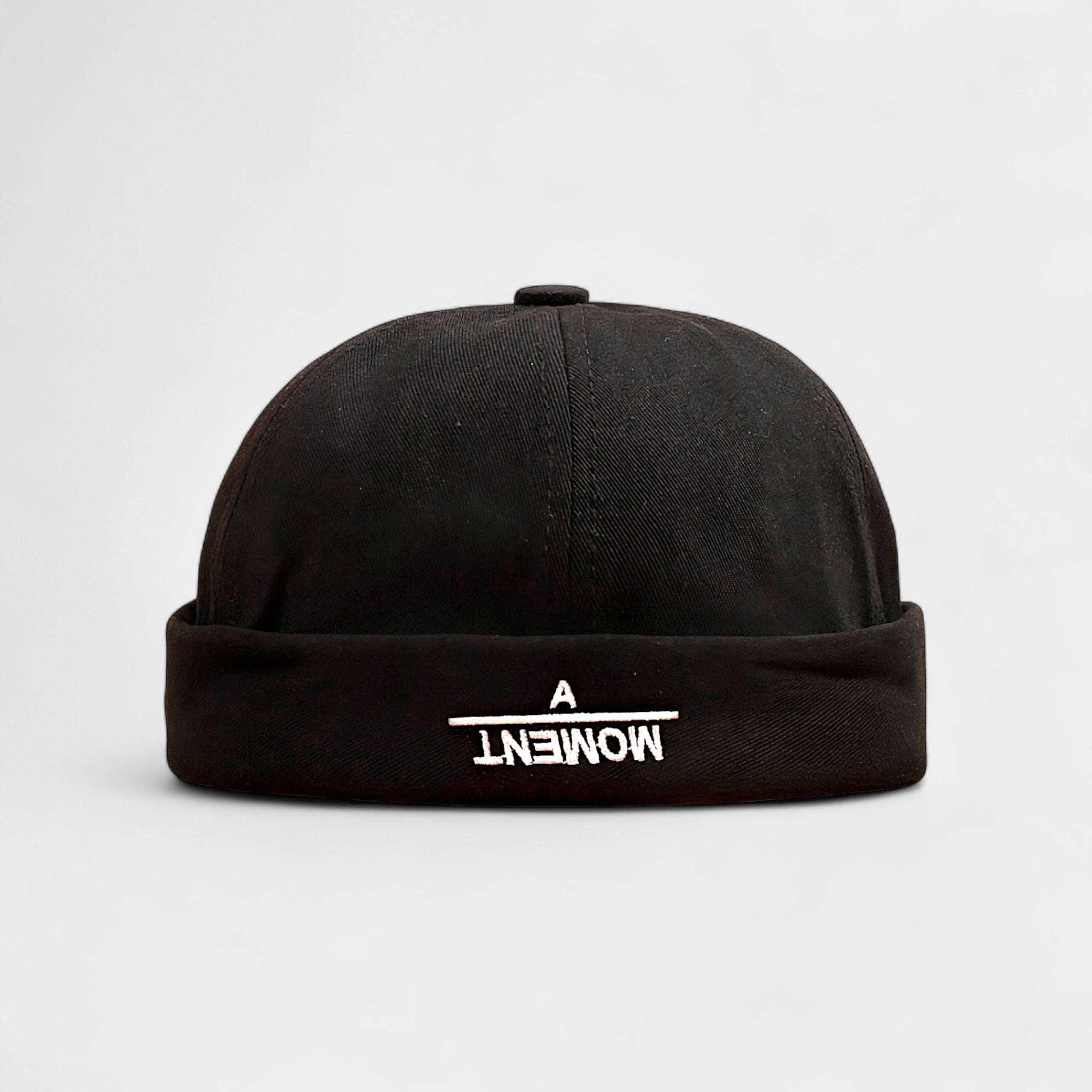 A  MOMENT DOCKER HAT