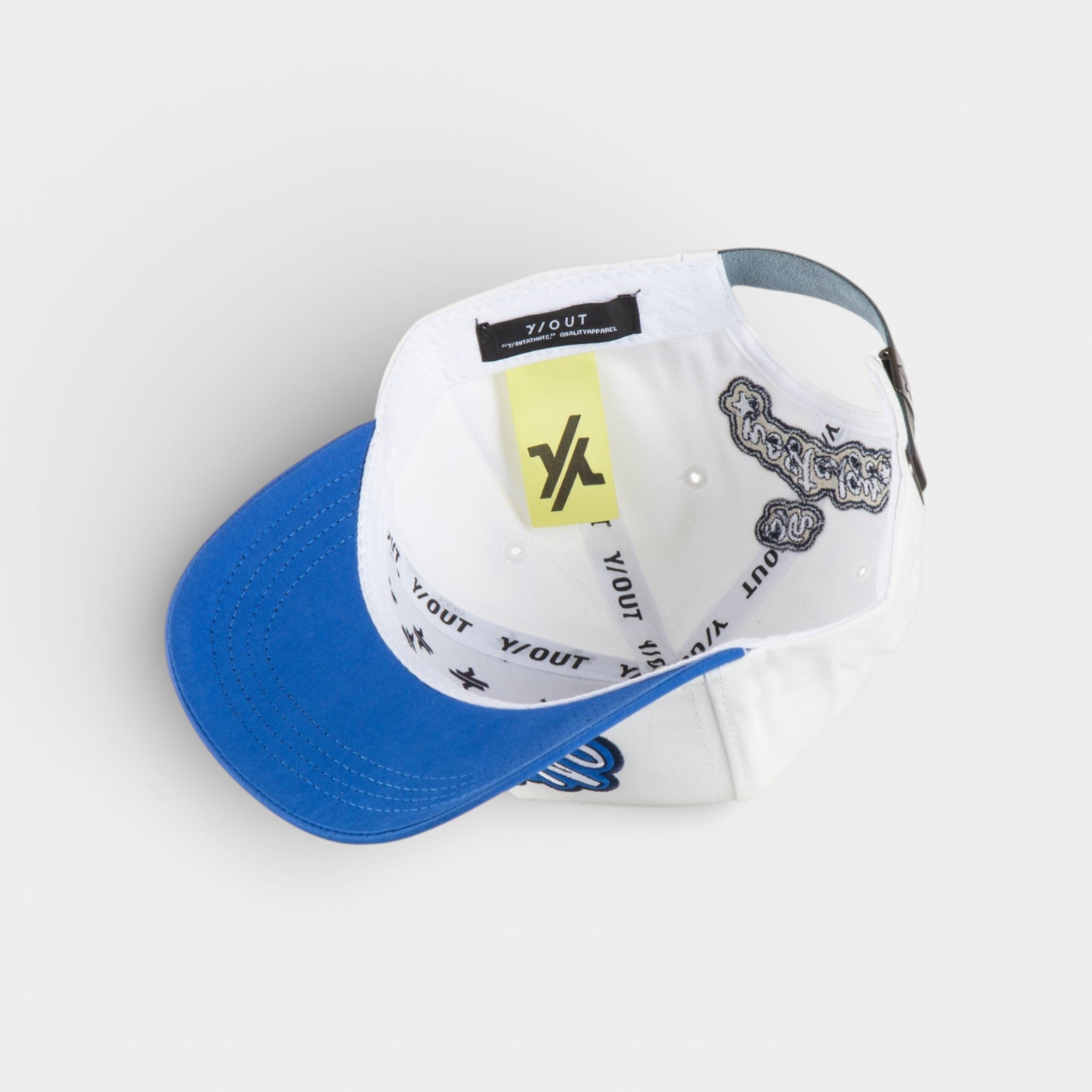 MOUT AT THE NOSTALGY MIRROR ORIGINAL