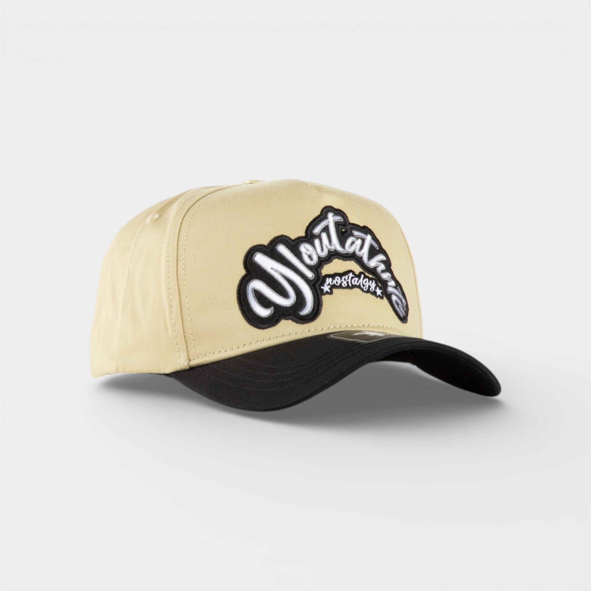 MOUT AT THE NOSTALGY MIRROR ORIGINAL