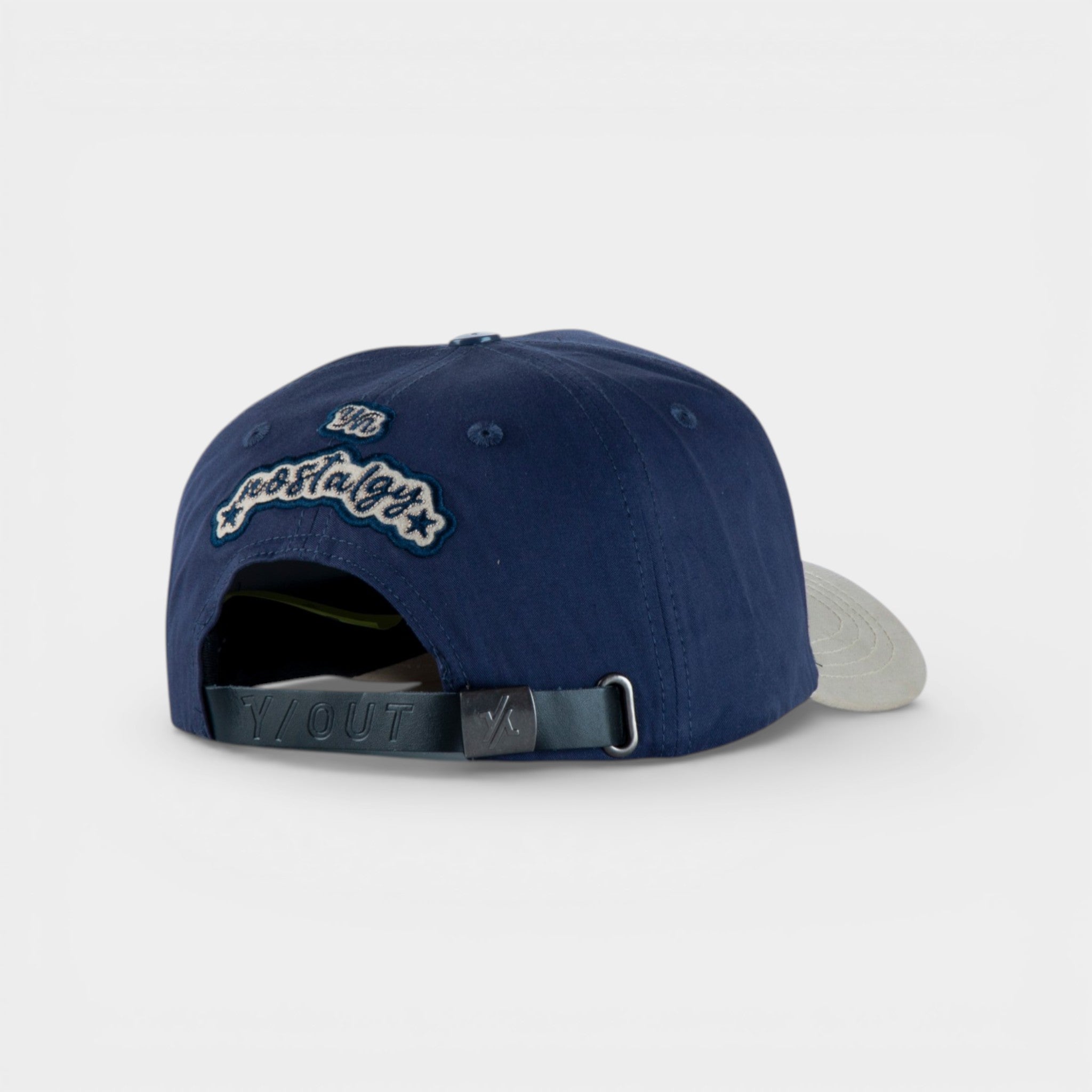 MOUT AT THE NOSTALGY MIRROR ORIGINAL